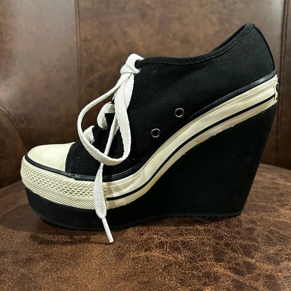 New Rock And Candy 4" High Wedge Lace up Sneakers  Black & White Y2K - Picture 7 of 12